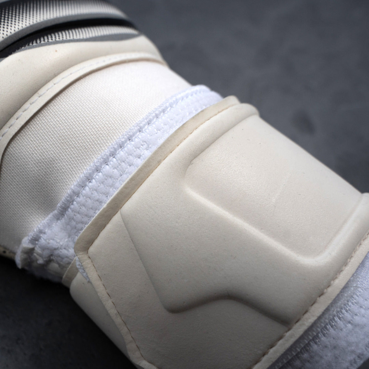 uhlsport Pro Supergrip+ HN ltd. 75years Torwarthandschuhe